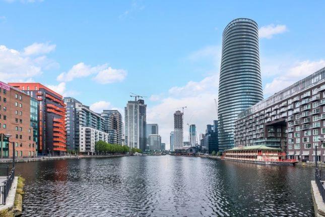 Canary Wharf * London